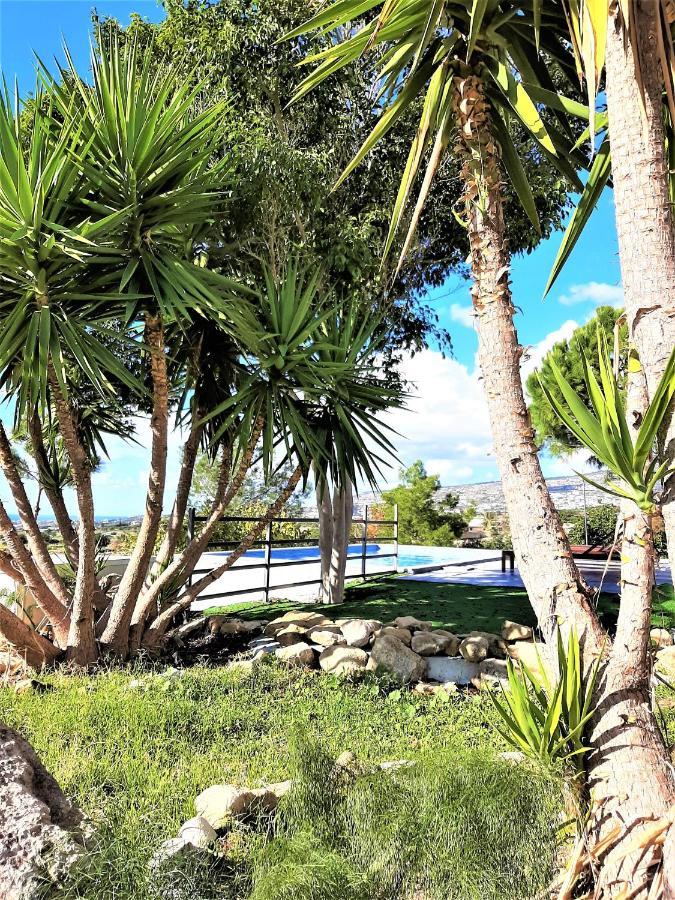 Villa Gavriel - Peyia Villa With Breathtaking Sea View, Peyia Villa With Private Pool, Secluded, Huge Outdoor Space, Mountain Views Exterior foto